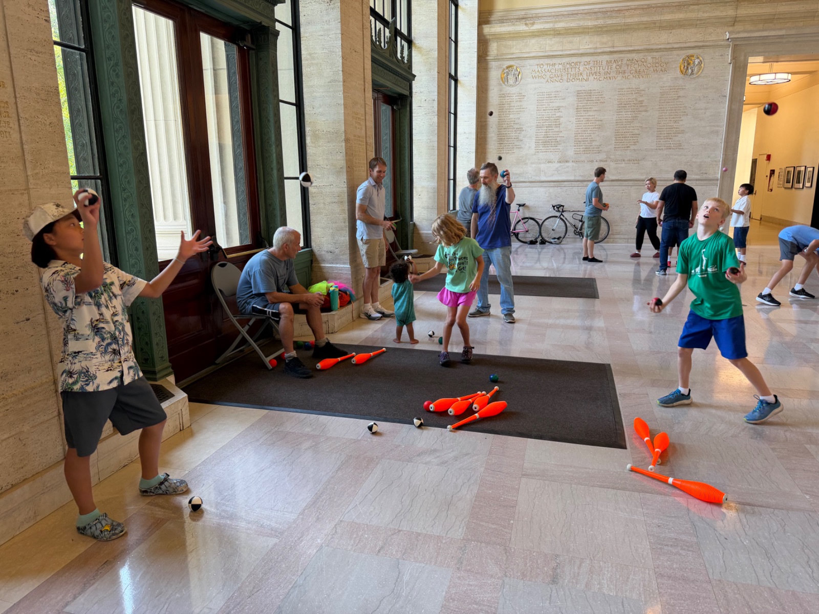Photo of MIT Juggling Club