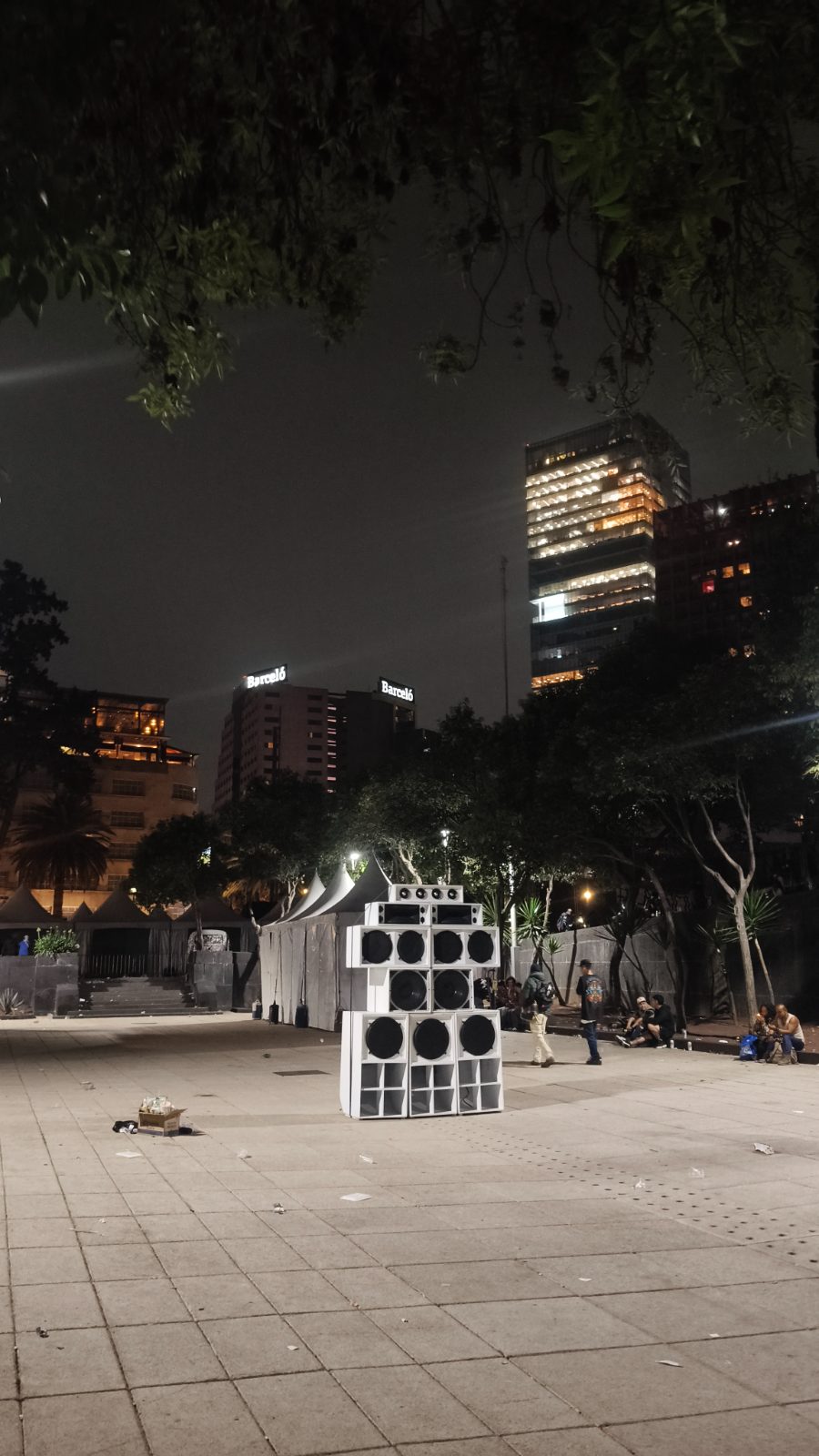 Photo of revolución